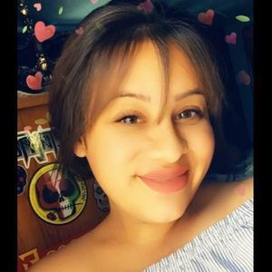 Meet your Posher, Julieta